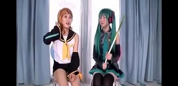  Hatsune Miku and Kagamine Rin cosplay xxx